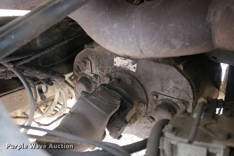 image for item DD6155 1984 Kenworth W900  vacuum truck