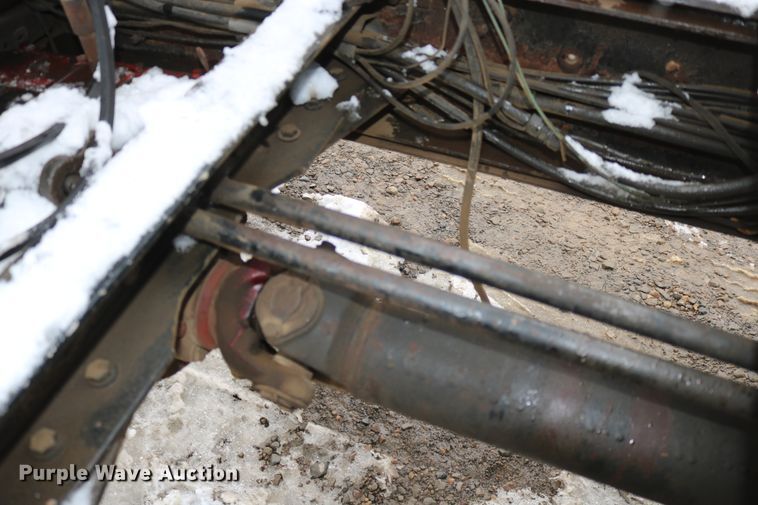 image for item DD6155 1984 Kenworth W900  vacuum truck