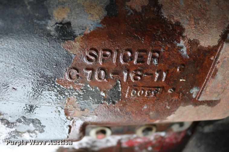 image for item DD6155 1984 Kenworth W900  vacuum truck