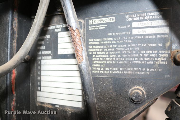 image for item DD6155 1984 Kenworth W900  vacuum truck