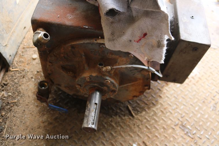 image for item DD6155 1984 Kenworth W900  vacuum truck