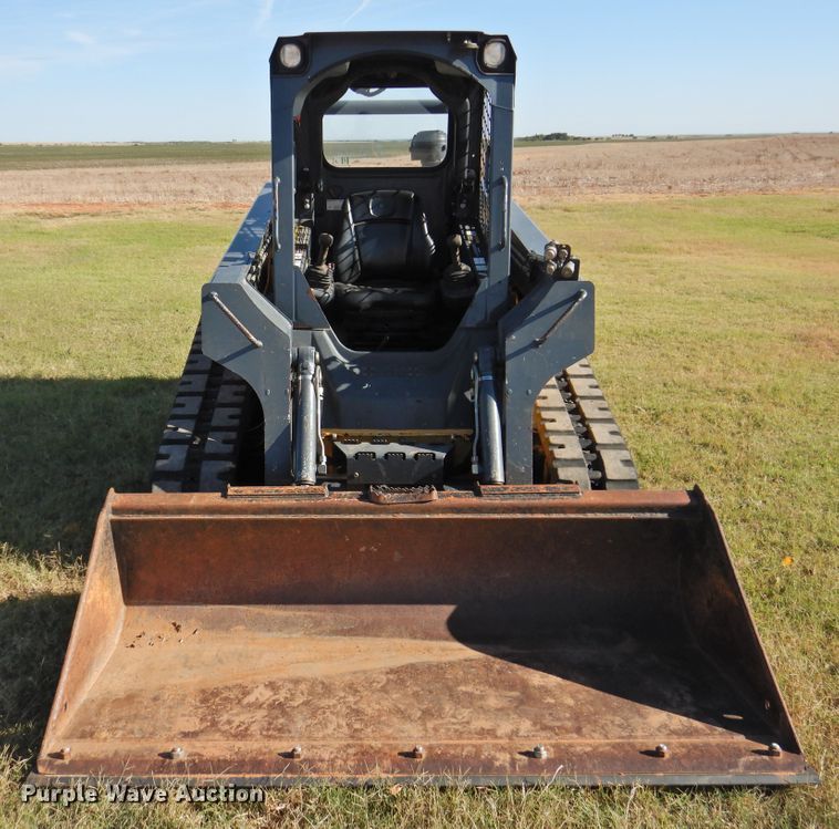 image for item DG1489 2012 John Deere 323D  tracked skid steer loader