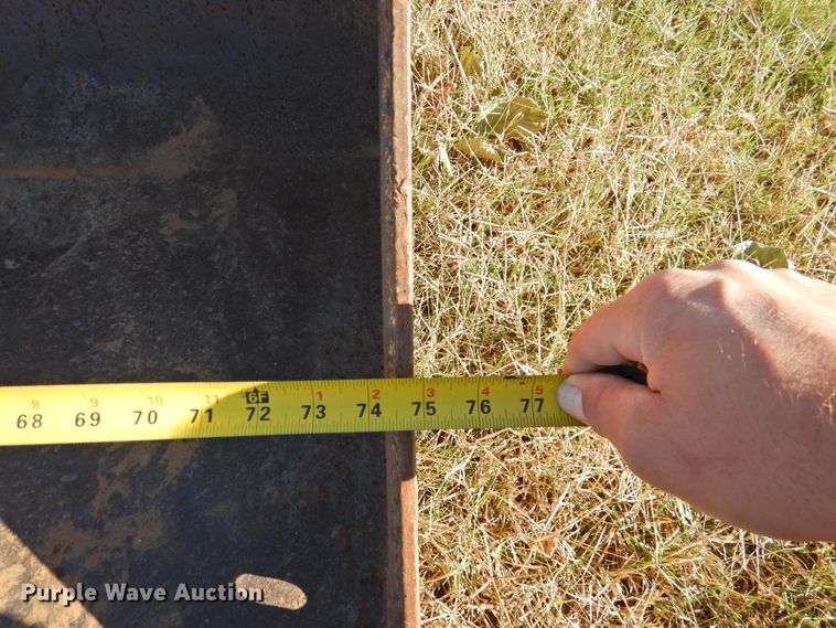 image for item DG1489 2012 John Deere 323D  tracked skid steer loader