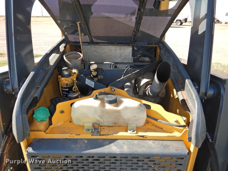 image for item DG1489 2012 John Deere 323D  tracked skid steer loader
