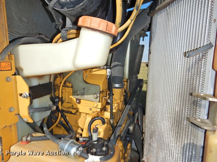 image for item DG1489 2012 John Deere 323D  tracked skid steer loader