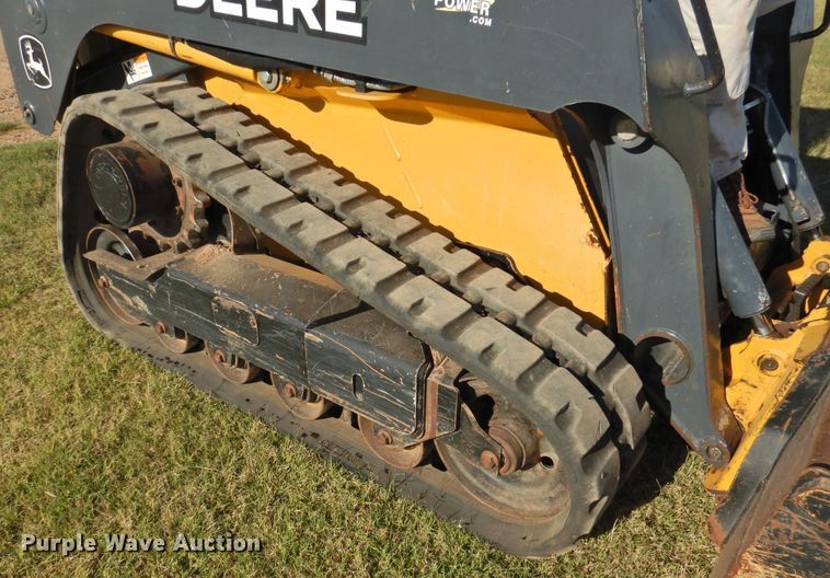 image for item DG1489 2012 John Deere 323D  tracked skid steer loader