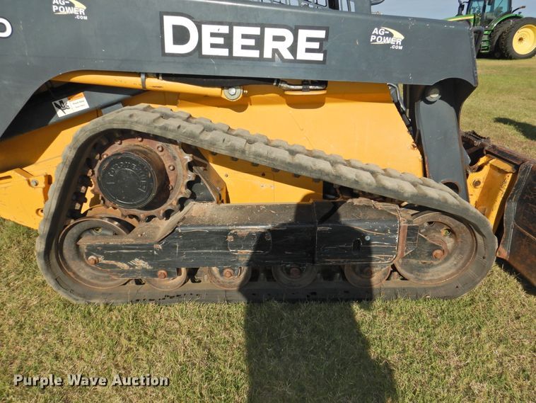 image for item DG1489 2012 John Deere 323D  tracked skid steer loader