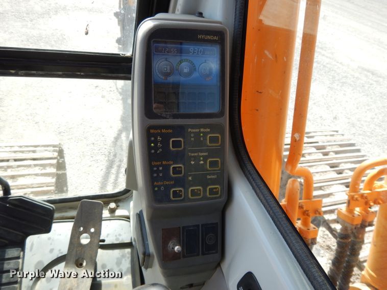 image for item DH3253 2006 Hyundai Robex 210LC-7  excavator