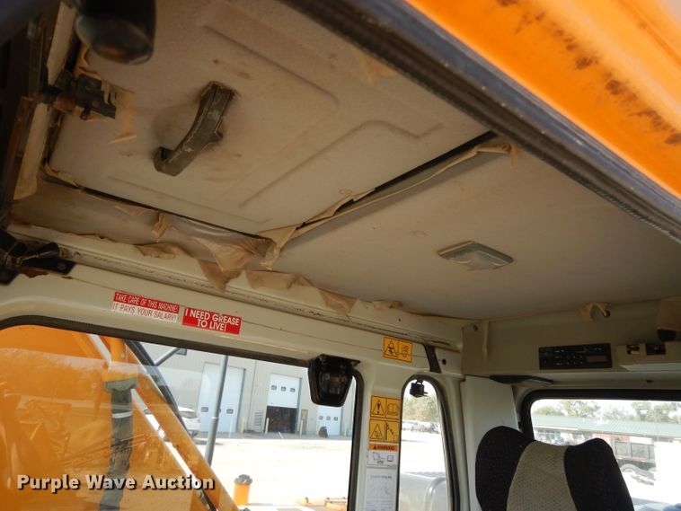 image for item DH3253 2006 Hyundai Robex 210LC-7  excavator