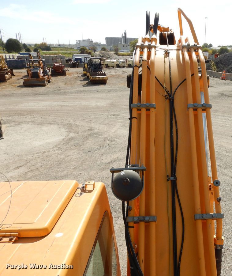 image for item DH3253 2006 Hyundai Robex 210LC-7  excavator