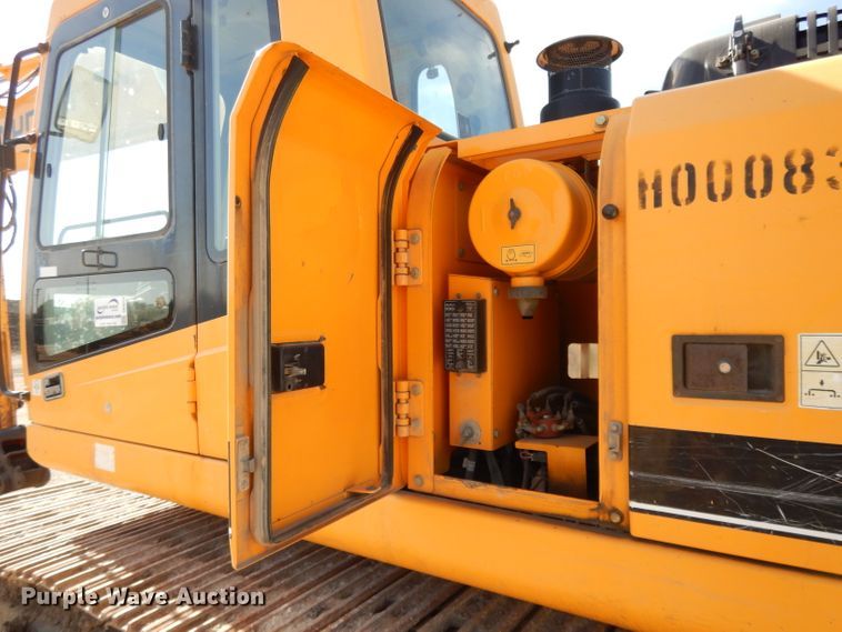 image for item DH3253 2006 Hyundai Robex 210LC-7  excavator