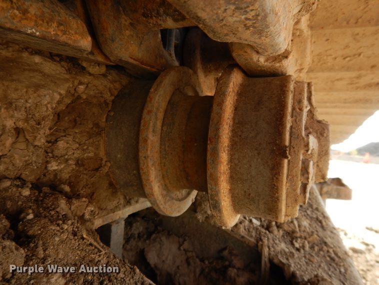 image for item DH3253 2006 Hyundai Robex 210LC-7  excavator