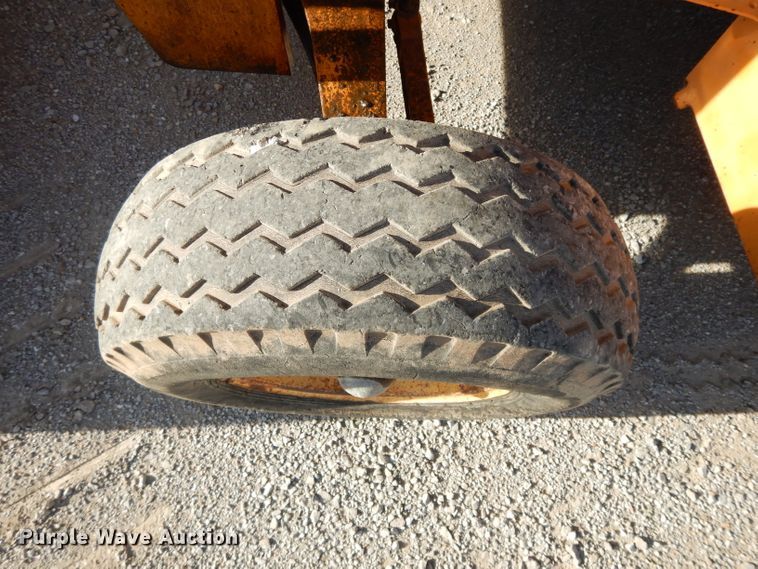 image for item DH3255 2001 Case 580M  backhoe