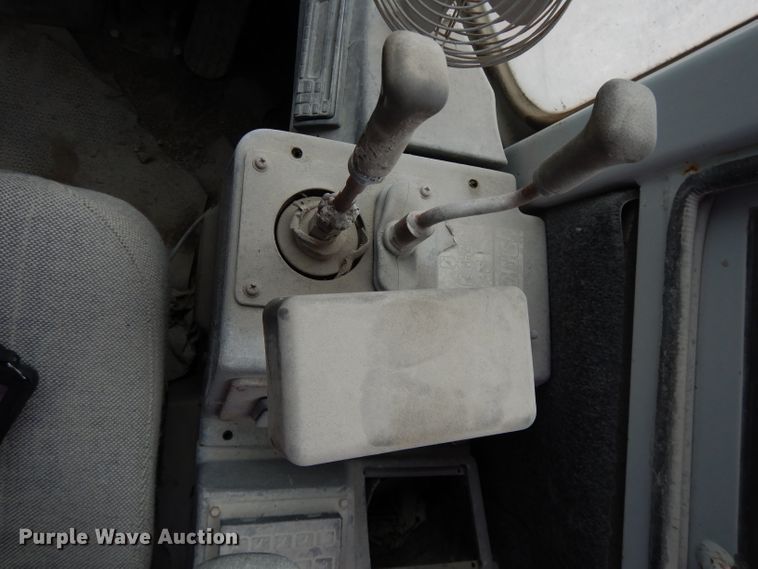 image for item DH3264 1996 Samsung SL120-2  wheel loader