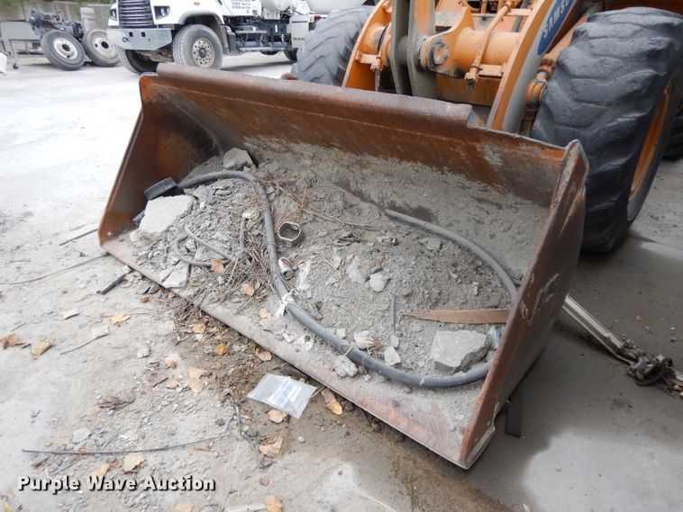 image for item DH3264 1996 Samsung SL120-2  wheel loader