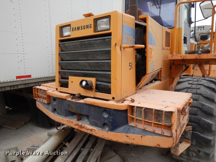 image for item DH3264 1996 Samsung SL120-2  wheel loader