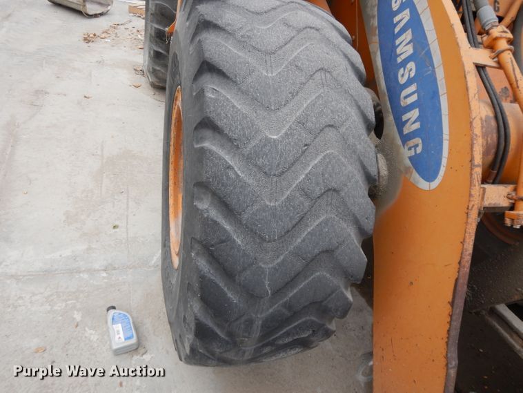 image for item DH3264 1996 Samsung SL120-2  wheel loader
