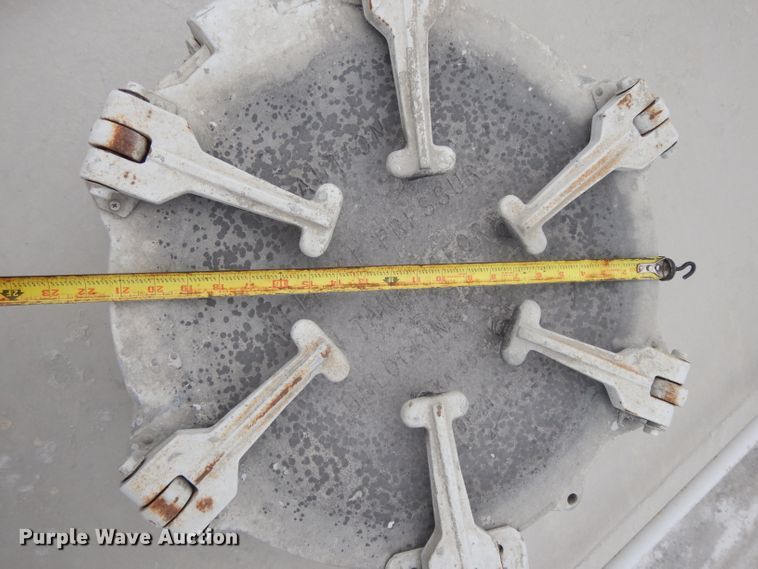 image for item DH3265 1985 Fruehauf HEB-F2-J1200 pneumatic dry bulk trailer