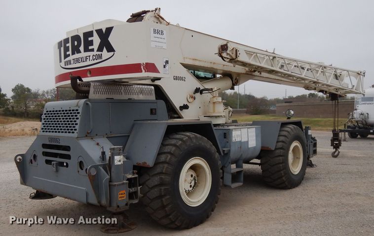 image for item DH3286 2001 Terex RT230  crane