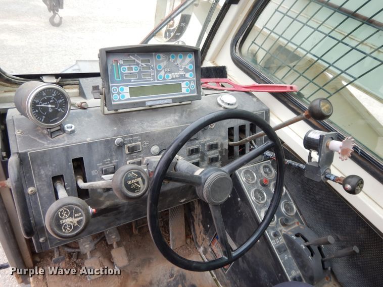 image for item DH3286 2001 Terex RT230  crane