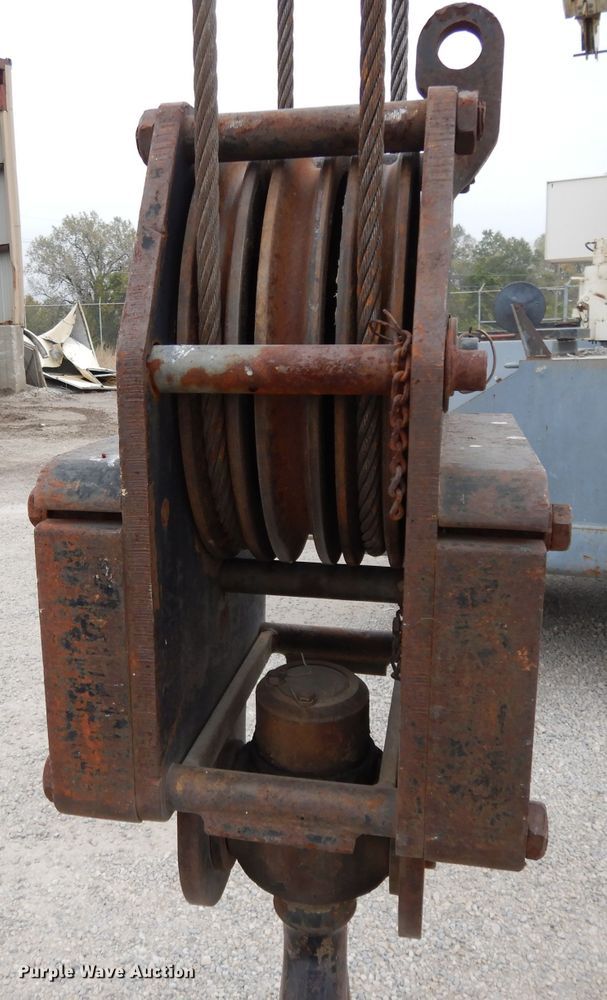 image for item DH3286 2001 Terex RT230  crane