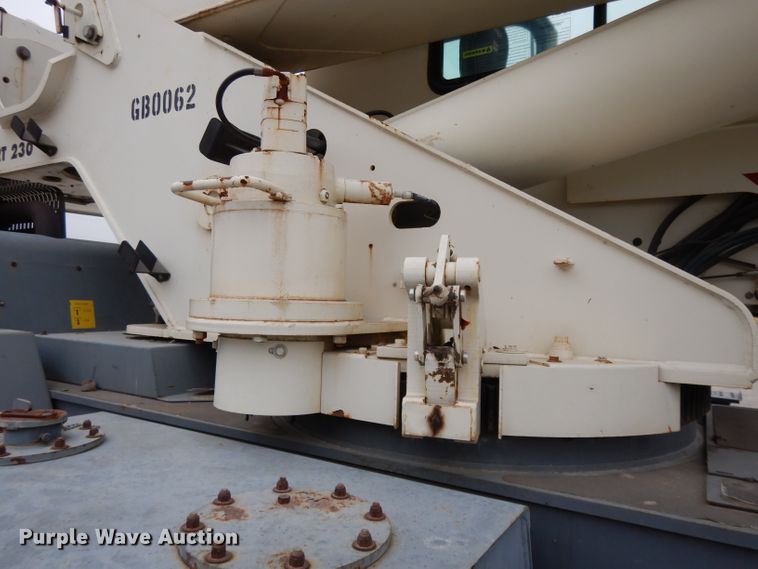 image for item DH3286 2001 Terex RT230  crane