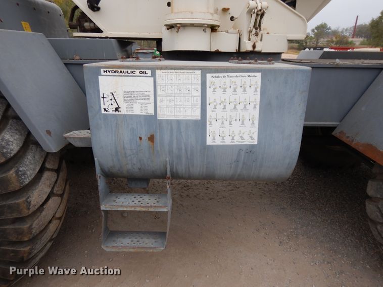 image for item DH3286 2001 Terex RT230  crane