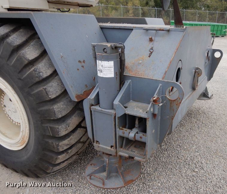 image for item DH3286 2001 Terex RT230  crane