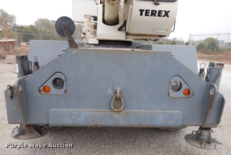 image for item DH3286 2001 Terex RT230  crane