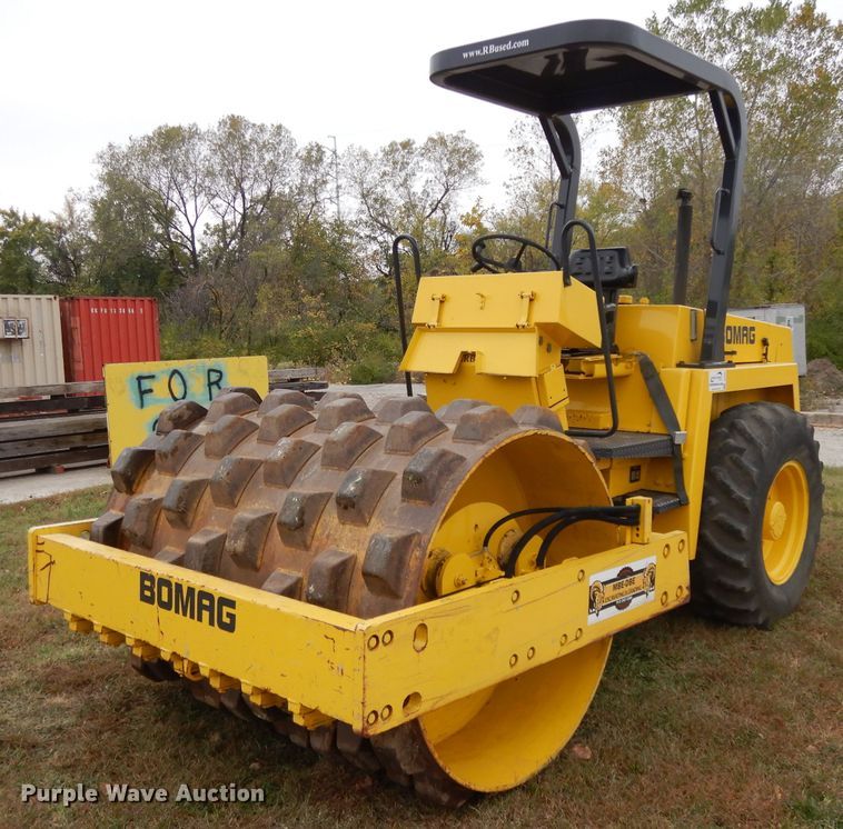 image for item DH3291 1998 Bomag BW172PD-2  vibratory single drum roller