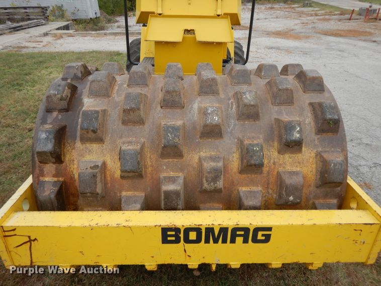 image for item DH3291 1998 Bomag BW172PD-2  vibratory single drum roller
