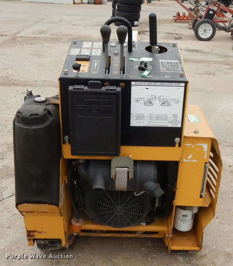 image for item DH3300 2014 Vermeer SC30TX stump grinder