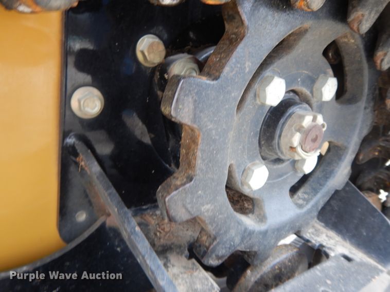 image for item DH3300 2014 Vermeer SC30TX stump grinder