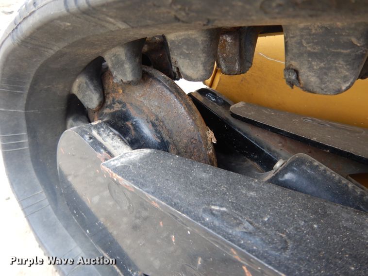 image for item DH3300 2014 Vermeer SC30TX stump grinder