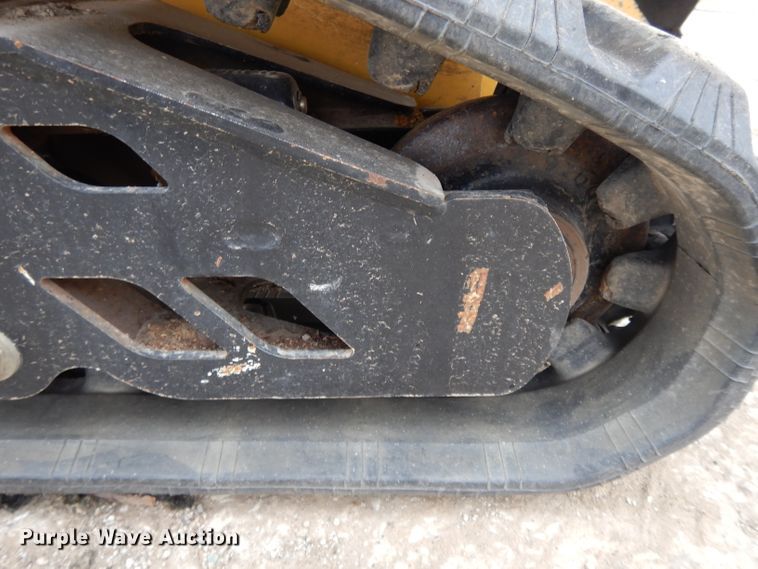 image for item DH3300 2014 Vermeer SC30TX stump grinder