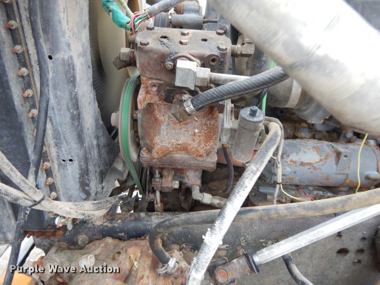 image for item DH3317 1989 Ford L8000  water truck