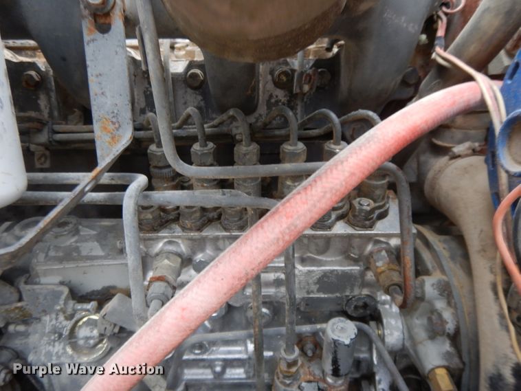 image for item DH3317 1989 Ford L8000  water truck