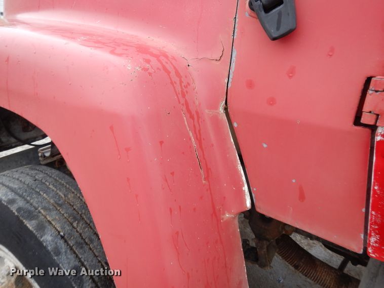 image for item DH3317 1989 Ford L8000  water truck