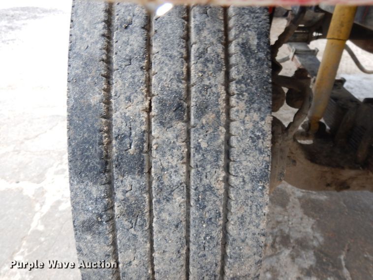 image for item DH3317 1989 Ford L8000  water truck