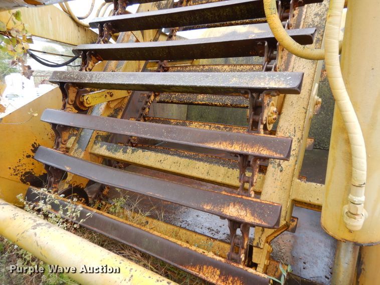 image for item DH3321 1984 John Deere 862  elevating scraper