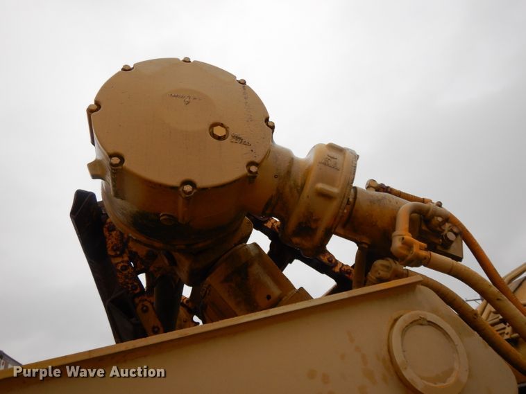 image for item DH3321 1984 John Deere 862  elevating scraper