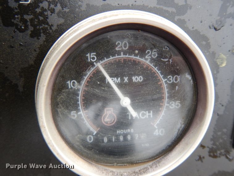 image for item DH3335 1999 Vermeer V8550A  trencher