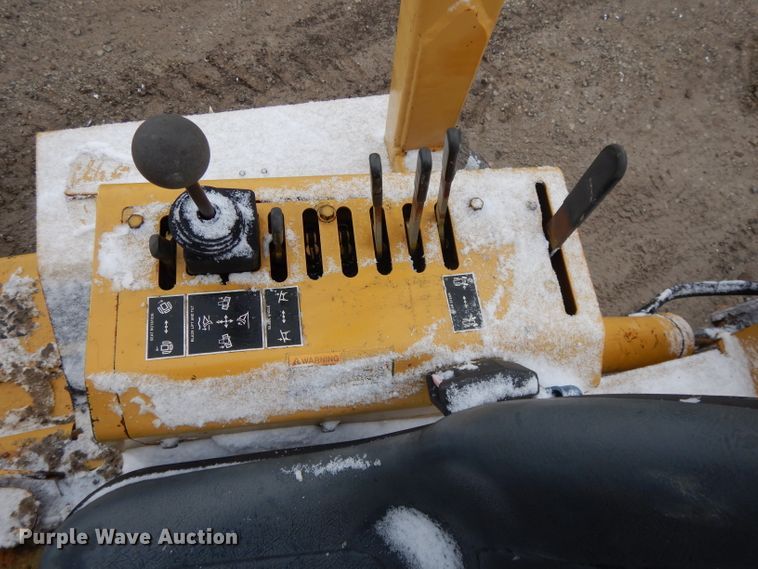 image for item DH3335 1999 Vermeer V8550A  trencher