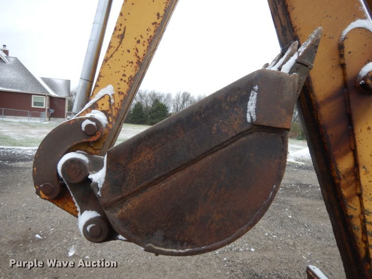 image for item DH3335 1999 Vermeer V8550A  trencher