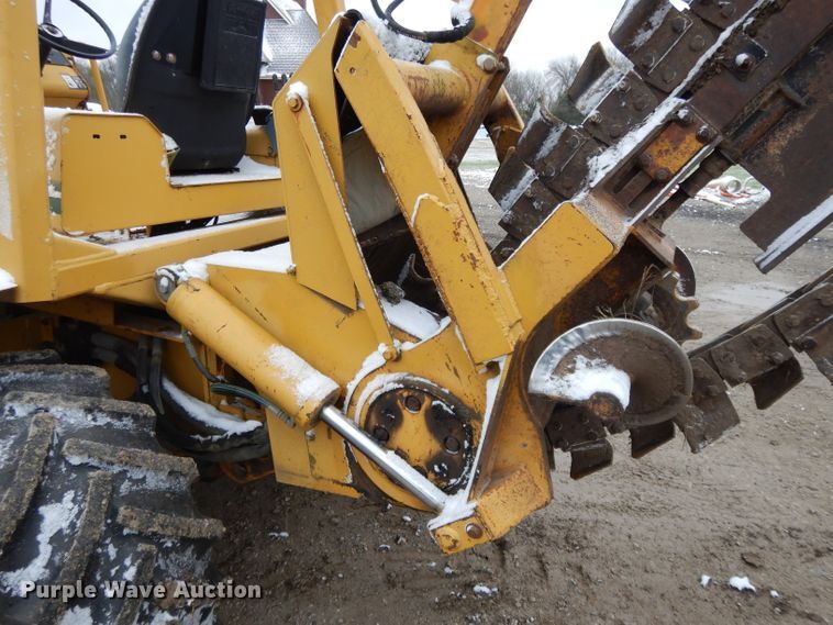 image for item DH3335 1999 Vermeer V8550A  trencher