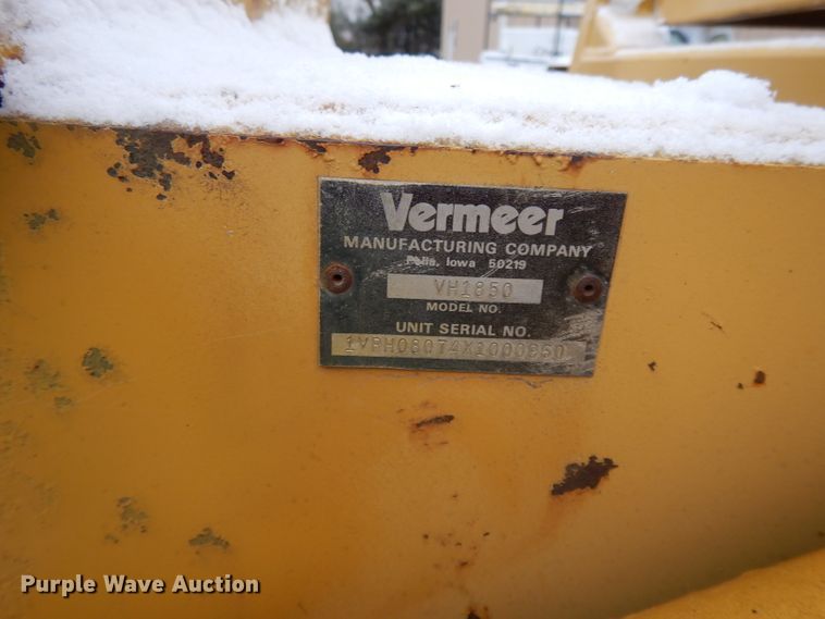 image for item DH3335 1999 Vermeer V8550A  trencher