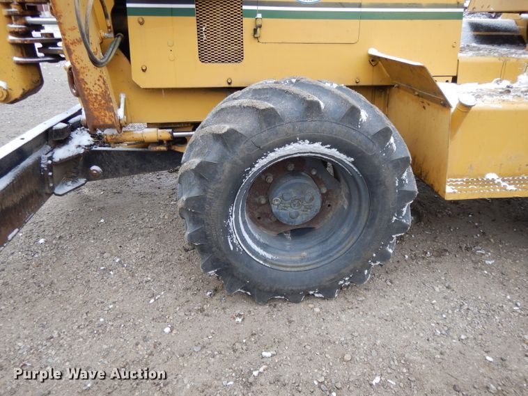 image for item DH3335 1999 Vermeer V8550A  trencher