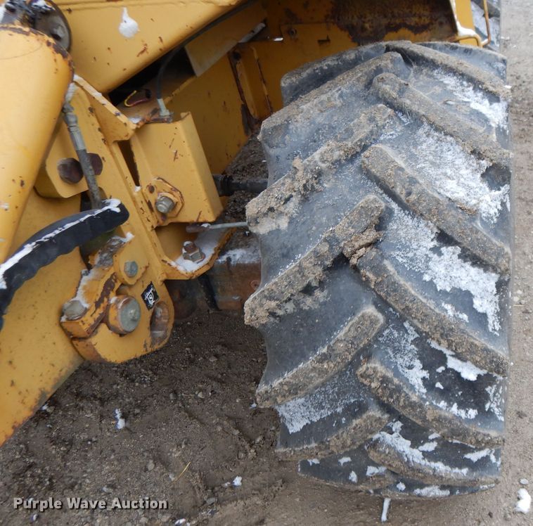 image for item DH3335 1999 Vermeer V8550A  trencher