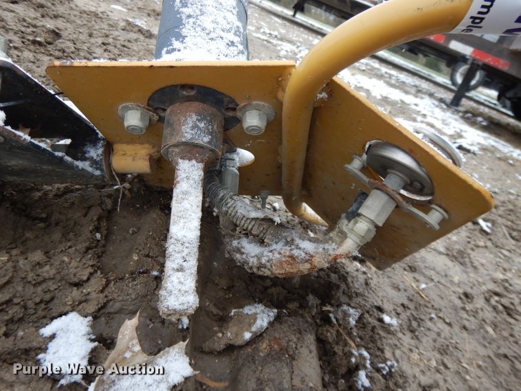 image for item DH3336 Flowmaster skid steer valve turner