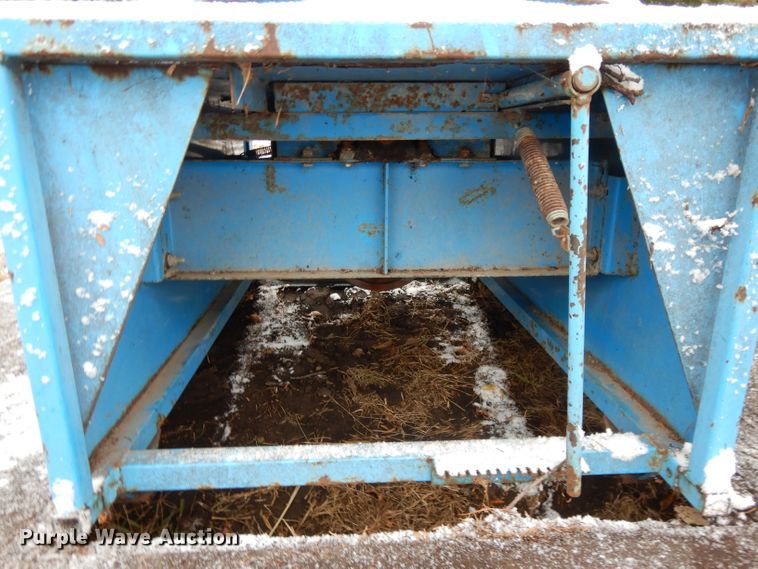 image for item DH3342 Goossen bale chopper